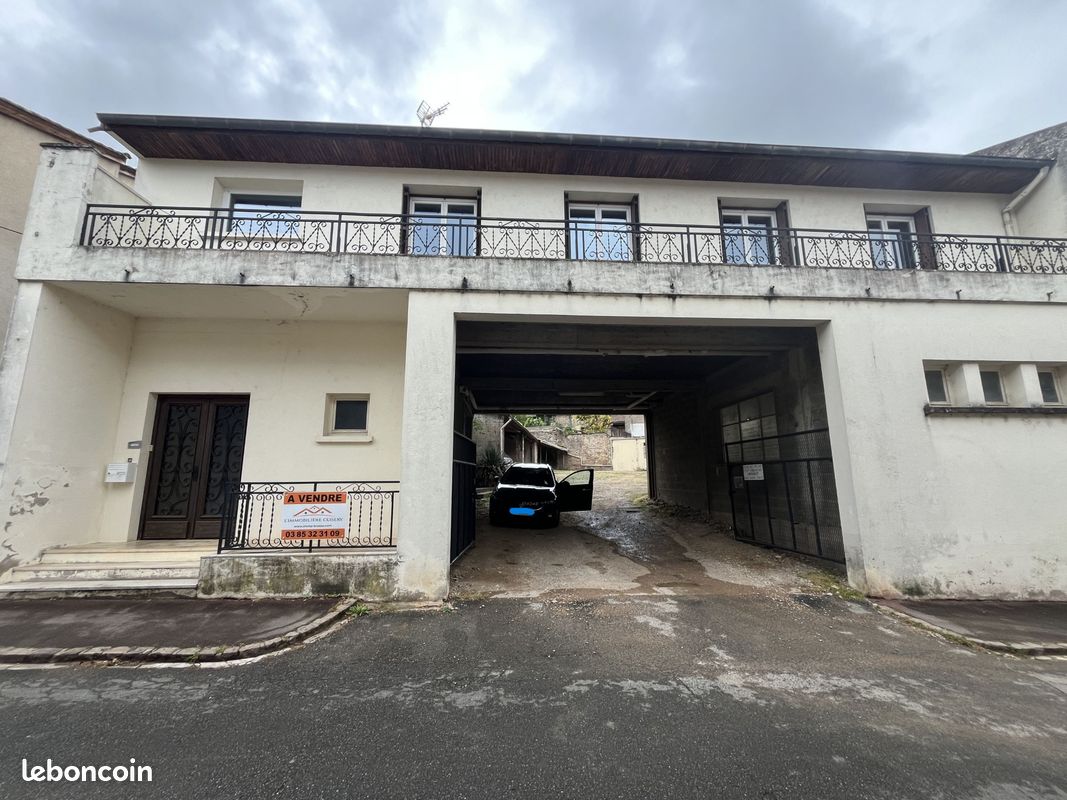 Maison 7 pièces 130 m² · à Tournus · 130 m² · 180 000 €