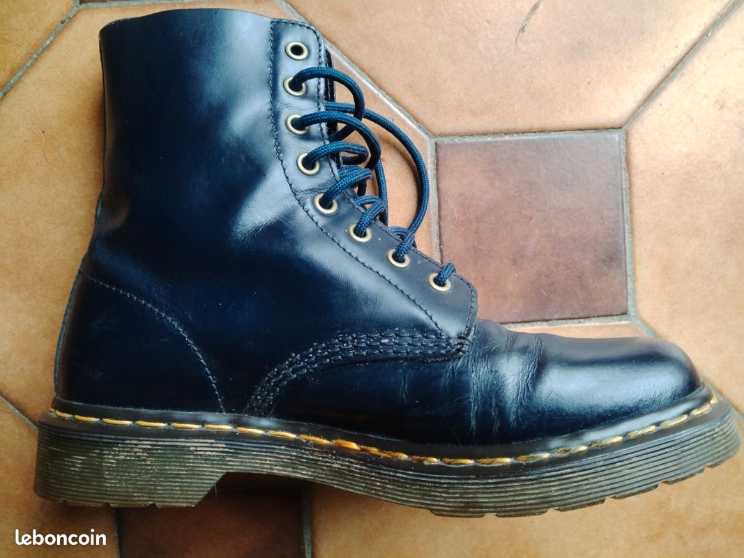 Dr Martens 41 bleu nuit Chaussures
