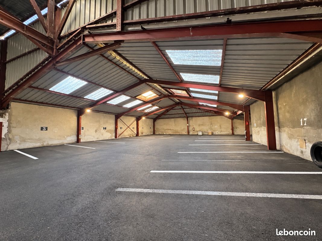 Parking 15 m² · à Reims · 15 m² · 87 €/mois