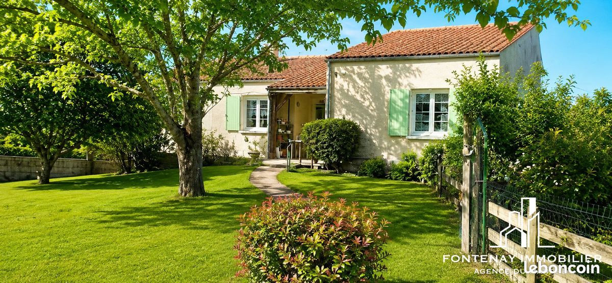 Maison 7 pièces 220 m² · à Marans · 220 m² · 333 000 €