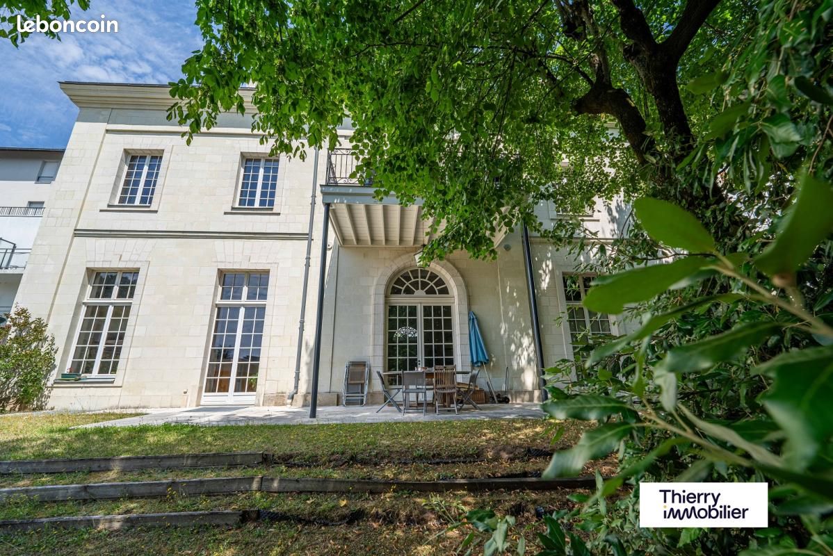 Appartement 7 pièces 198 m² · à Nantes · 198 m² · 995 000 €