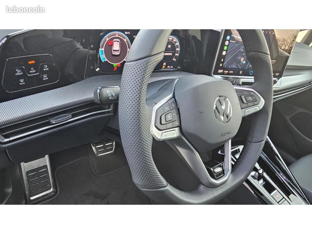Volkswagen Golf R-Line 2.0 TDI 150cv DSG7+DCC+Toit pano+Matrix LED Black+JA18 YORK+Pack TECHNO+CU... (image 6)