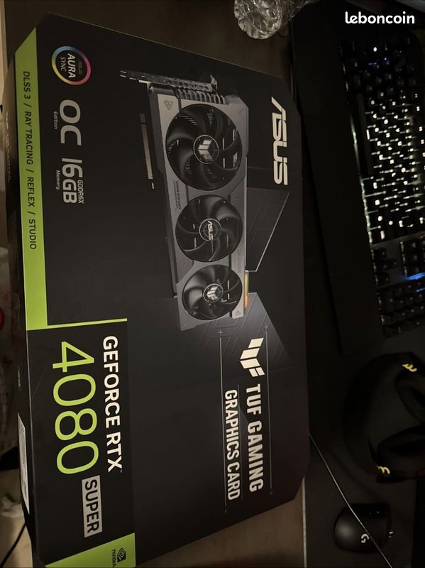 Carte graphique ASUS TUF Gaming GeForce RTX 4080 SUPER OC 16 Go (image 1)