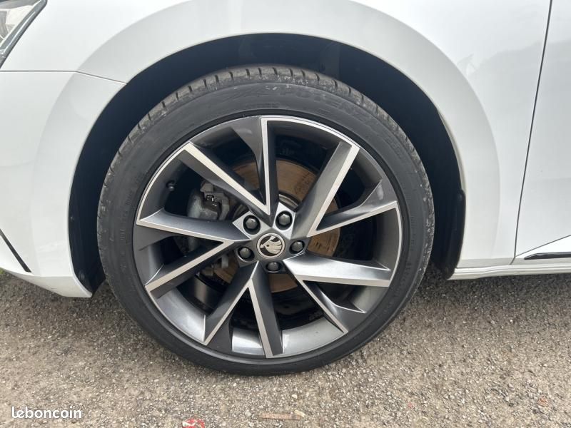 Skoda Superb 1.4 TSI PHEV 218ch Sportline DSG6 (image 13)