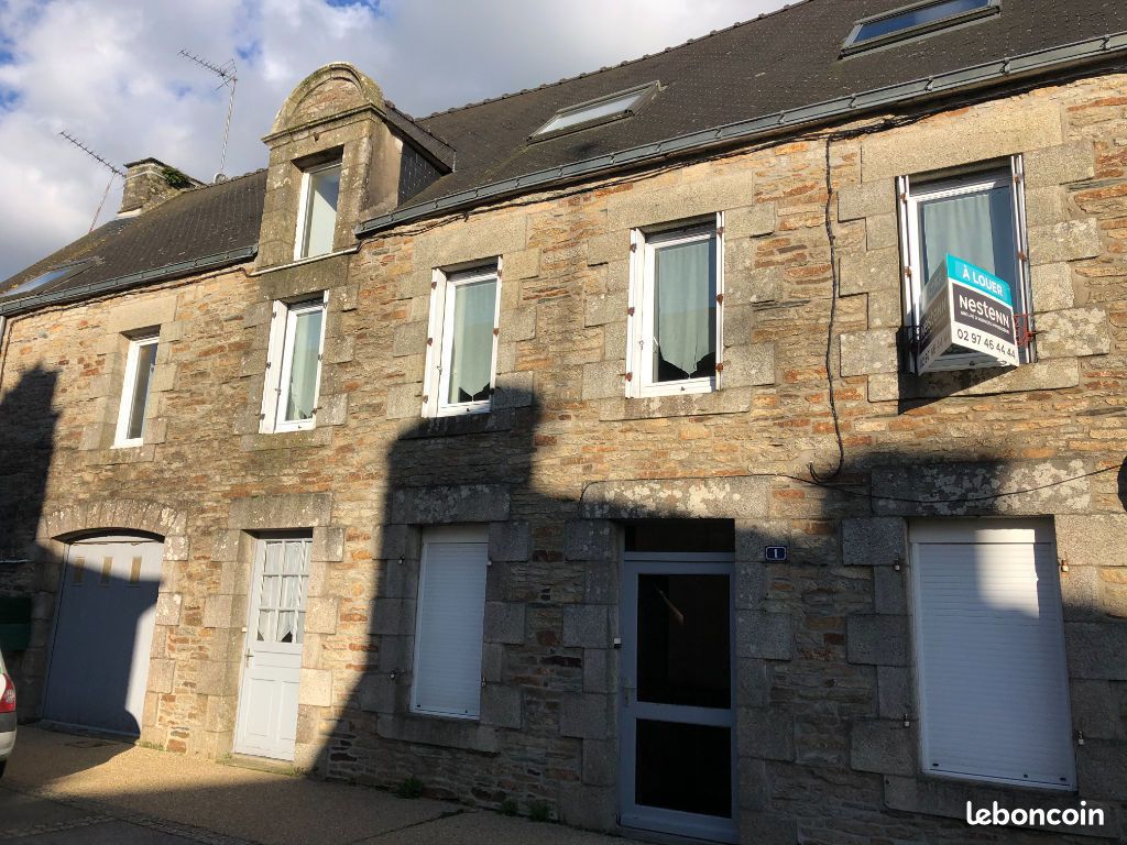 Appartement 6 pièces 138 m² · à Sérent · 138 m² · 810 €/mois