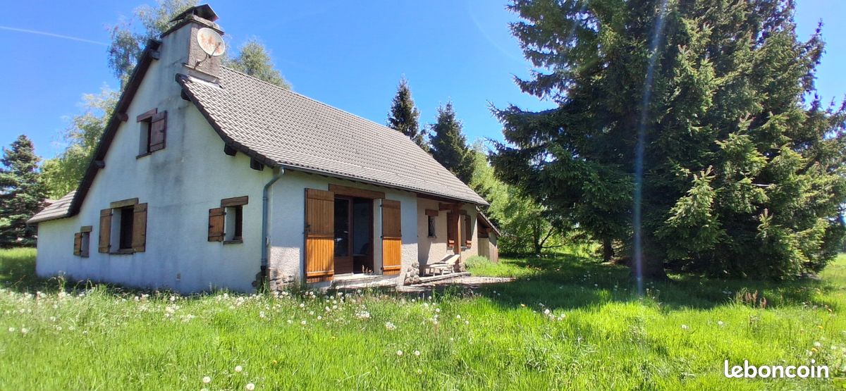Maison 6 pièces 140 m² · à Le Chambon-sur-Lignon · 140 m² · 370 000 €