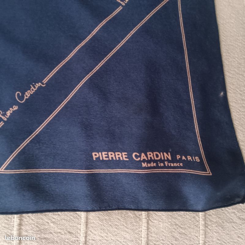 Carré Foulard Pierre Cardin Vintage (image 2)