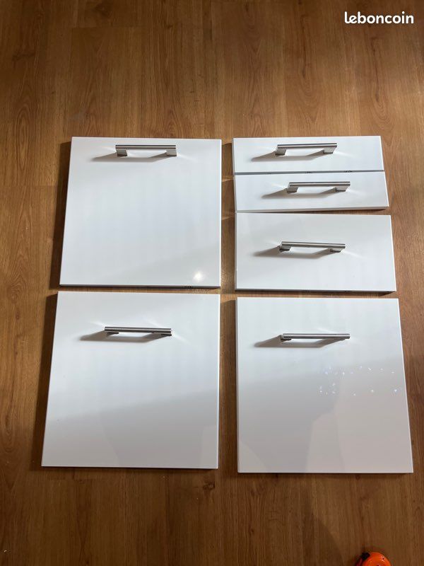 Porte meuble bas cuisine IKEA ringhault (image 2)