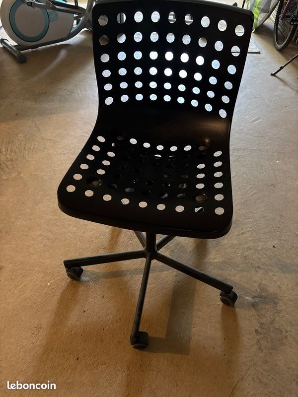 Chaise bureau (image 1)