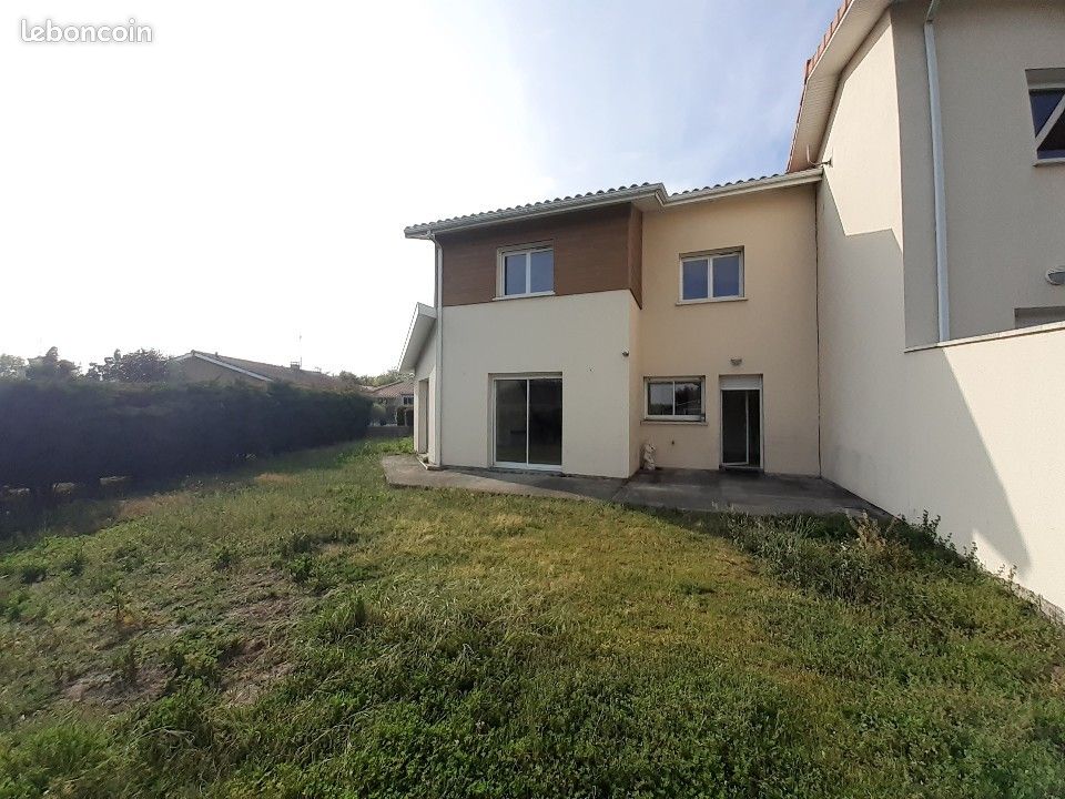 Appartement 4 pièces 100 m² · à Parentis-en-Born · 100 m² · 1 116 €/mois