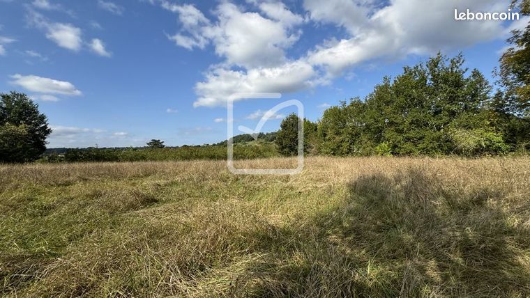 Terrain 4500 m² Saillac