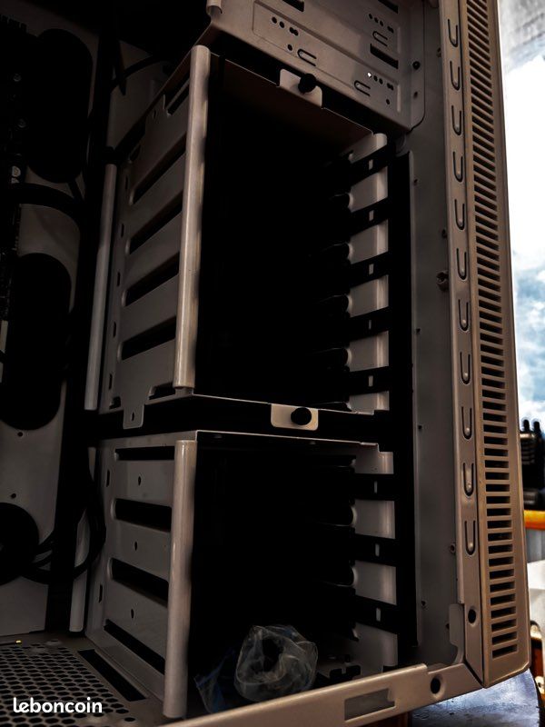 Tour avec cpu/ram/carte mère serveur (image 7)