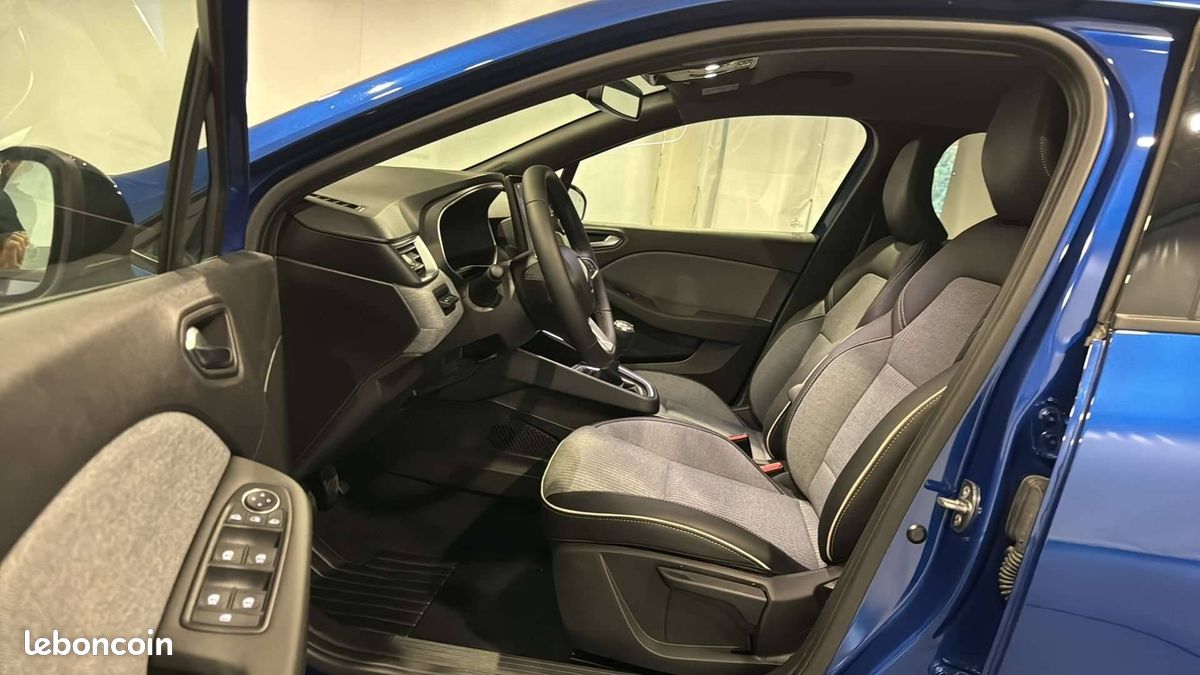 Renault clio tce 90 ch gsr2 esprit alpine (image 24)
