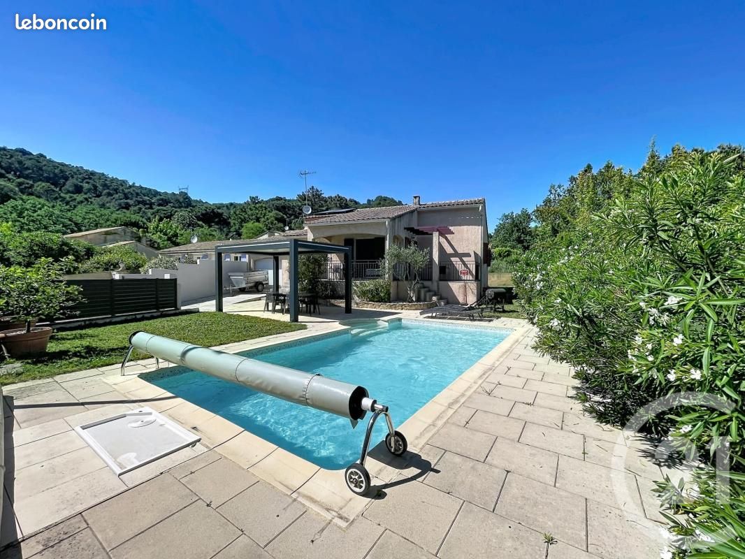 Maison 4 pièces 83 m² · à Bagnols-sur-Cèze · 83 m² · 276 000 €