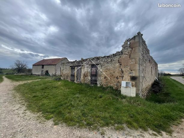 Terrain 44600 m² Ygrande