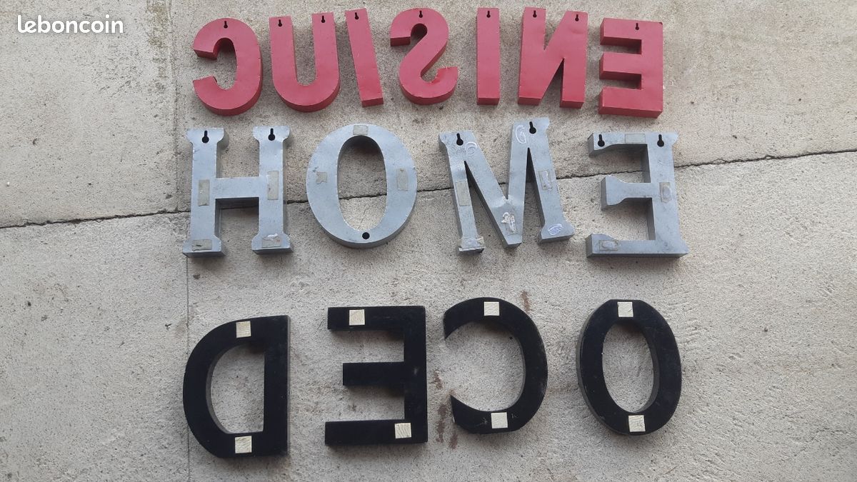 Lot de lettres décoratives (image 2)