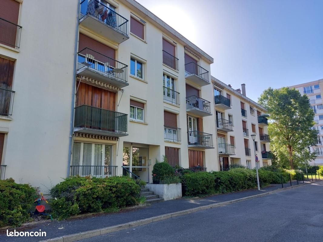 Appartement 3 pièces 63 m² · à Compiègne · 63 m² · 950 €