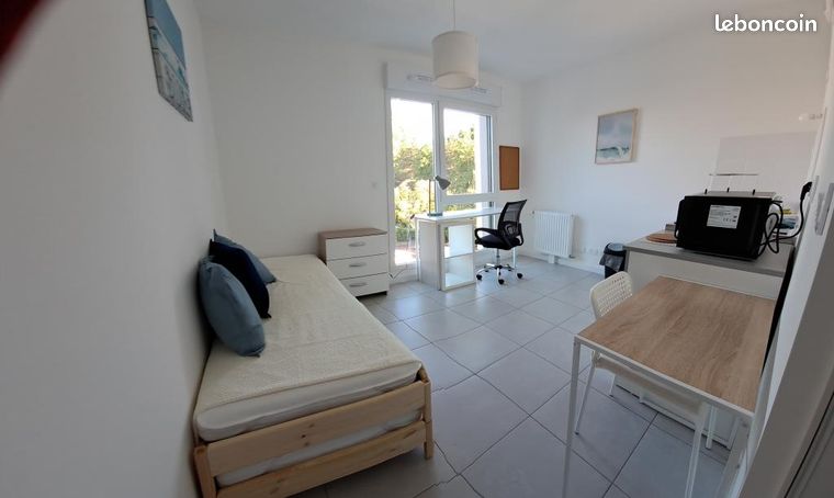 Studio 1 pièce 21 m²
