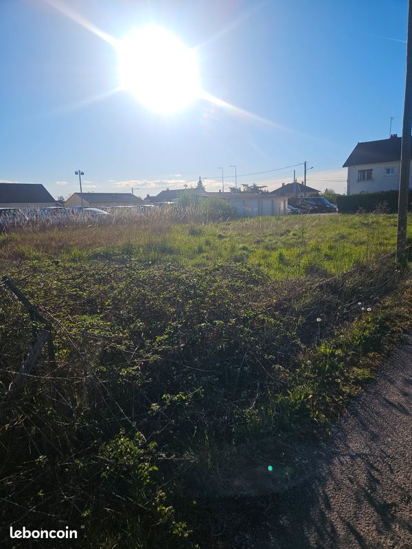 Terrain à vendre 636 m² · à Saint-Marcel · 55 000 €