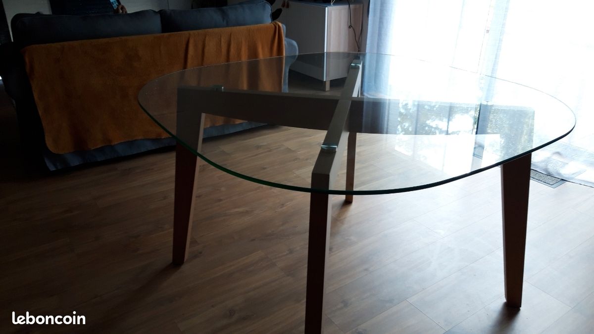 Table pour salle à manger (image 1)