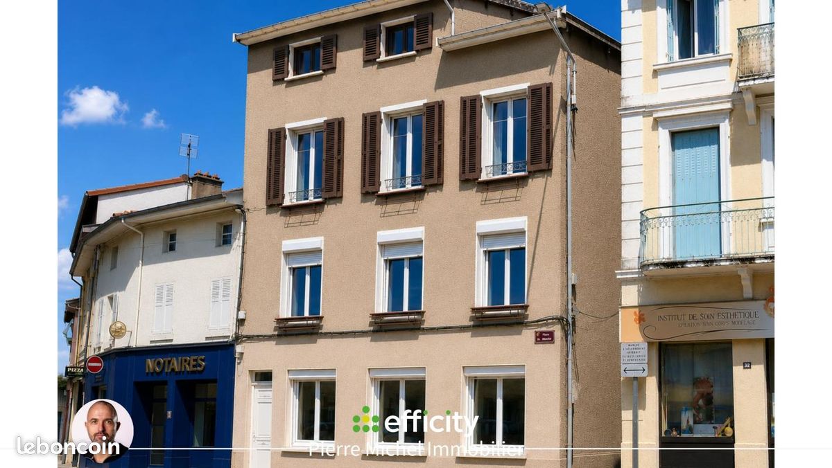 Immeuble 262 m² · à Bessenay · 262 m² · 350 000 €
