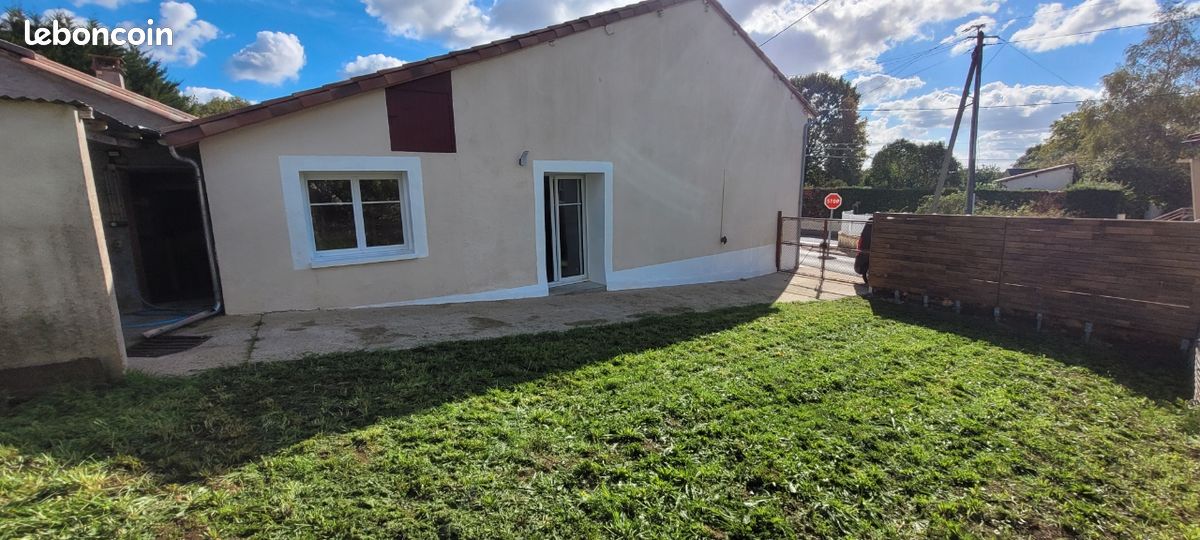 Maison 4 pièces 80 m² · à Civray · 80 m² · 127 000 €