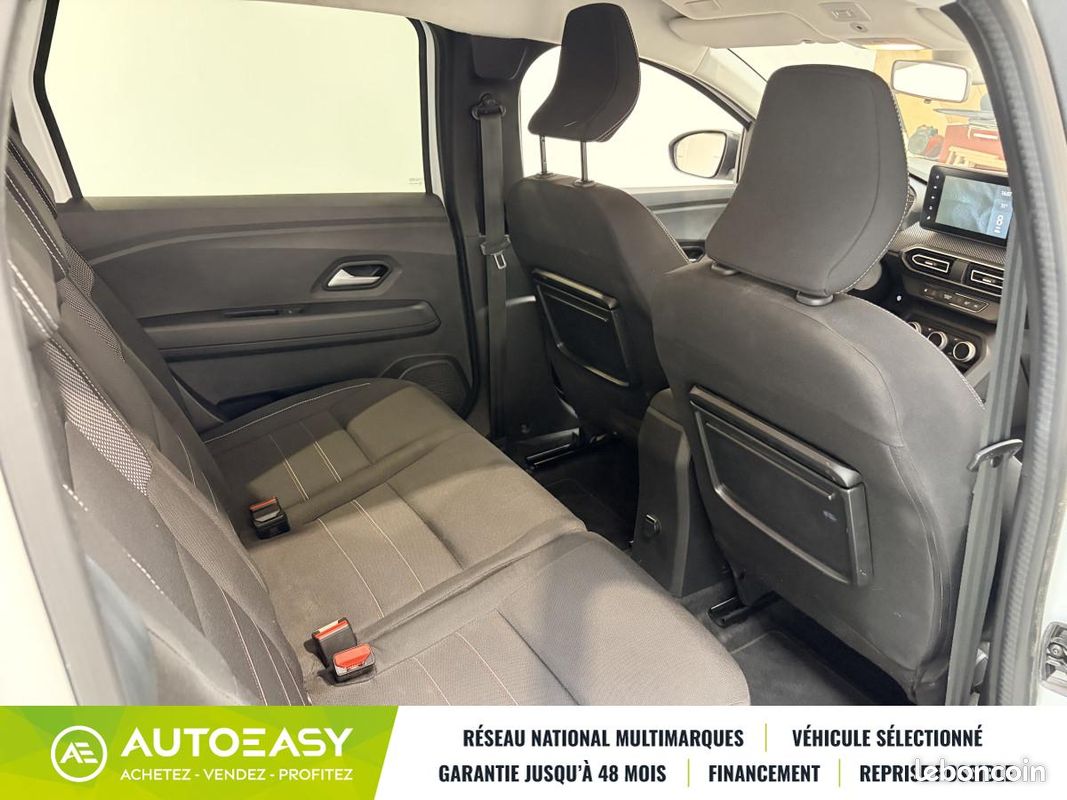 Dacia Jogger Dacia Jogger 1.0 TCe 110ch Extreme plus 5 places Carplay attelage (image 8)