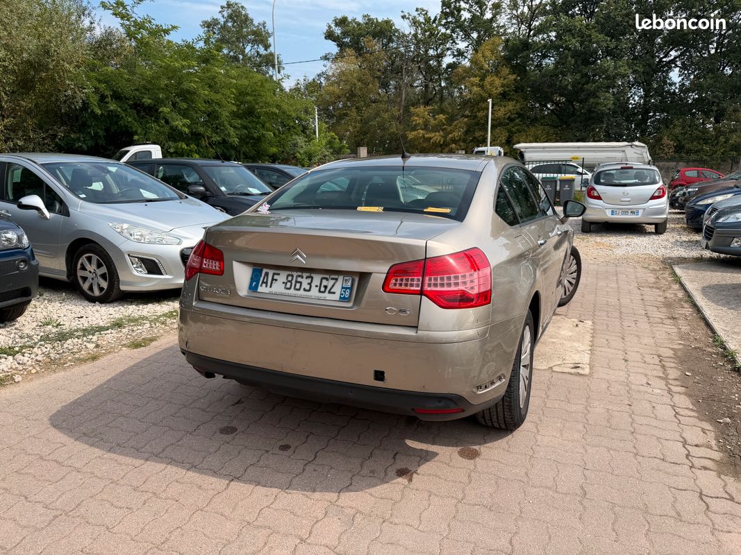 POSSIBILITÉ DE PAYER EN 4X OU 10X - Très Belle Citroen C5 1.6 HDI 110 Confort (image 4)