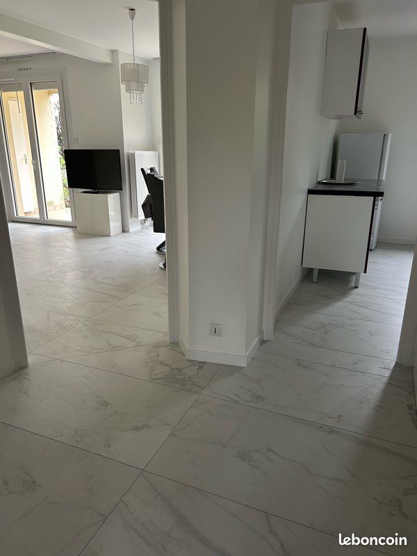 Appartement 2 pièces 57 m² · à Vif · 57 m² · 780 €