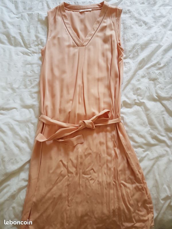 Robe neuve Camaieu 36 (image 1)