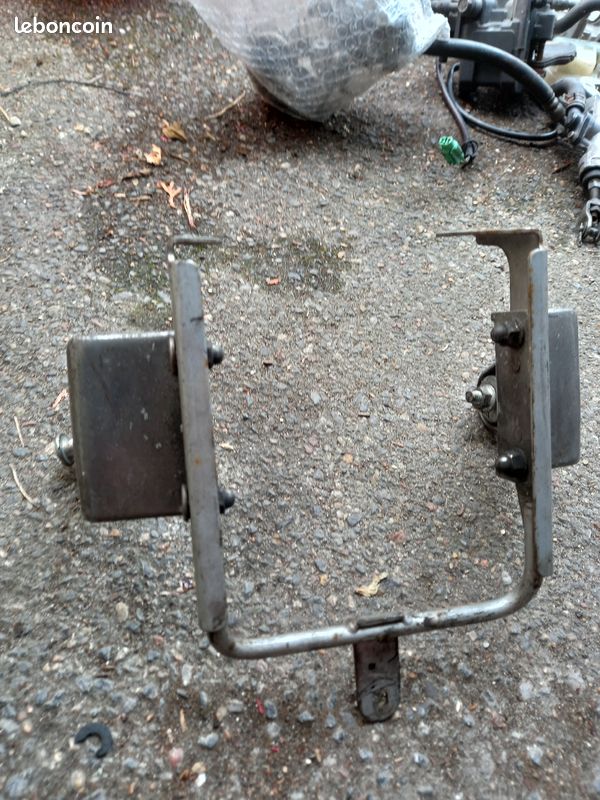 Support de phare kawasaki zephyr 750 (image 1)