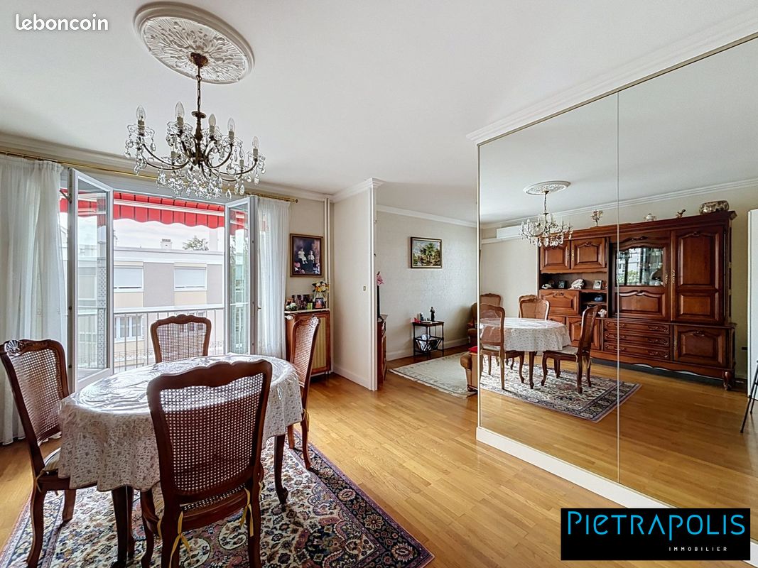 Appartement 3 pièces 84 m² · à Caluire-et-Cuire · 84 m² · 295 000 €