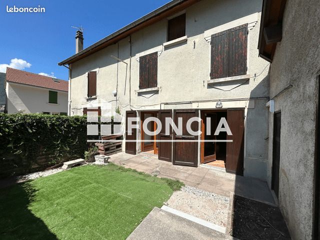 Maison 3 pièces 70 m² · à Saint-Georges-de-Commiers · 70 m² · 640 €