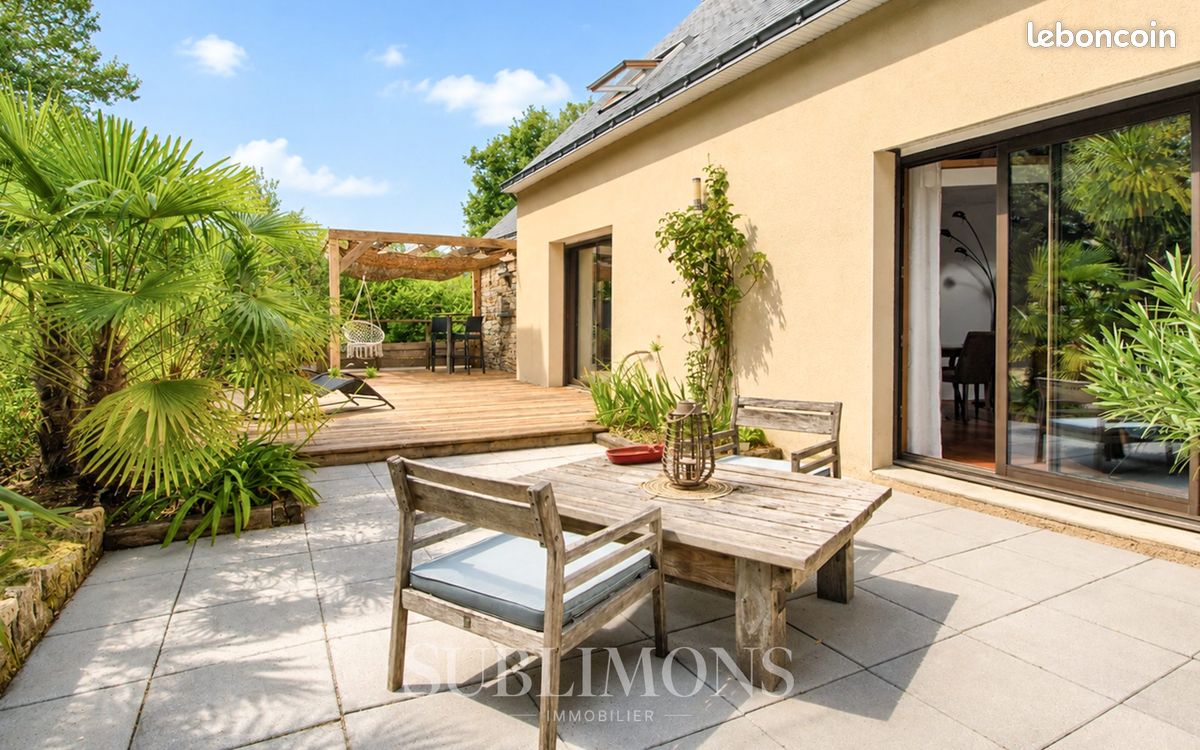 Maison 7 pièces 178 m² · à Férel · 178 m² · 399 000 €