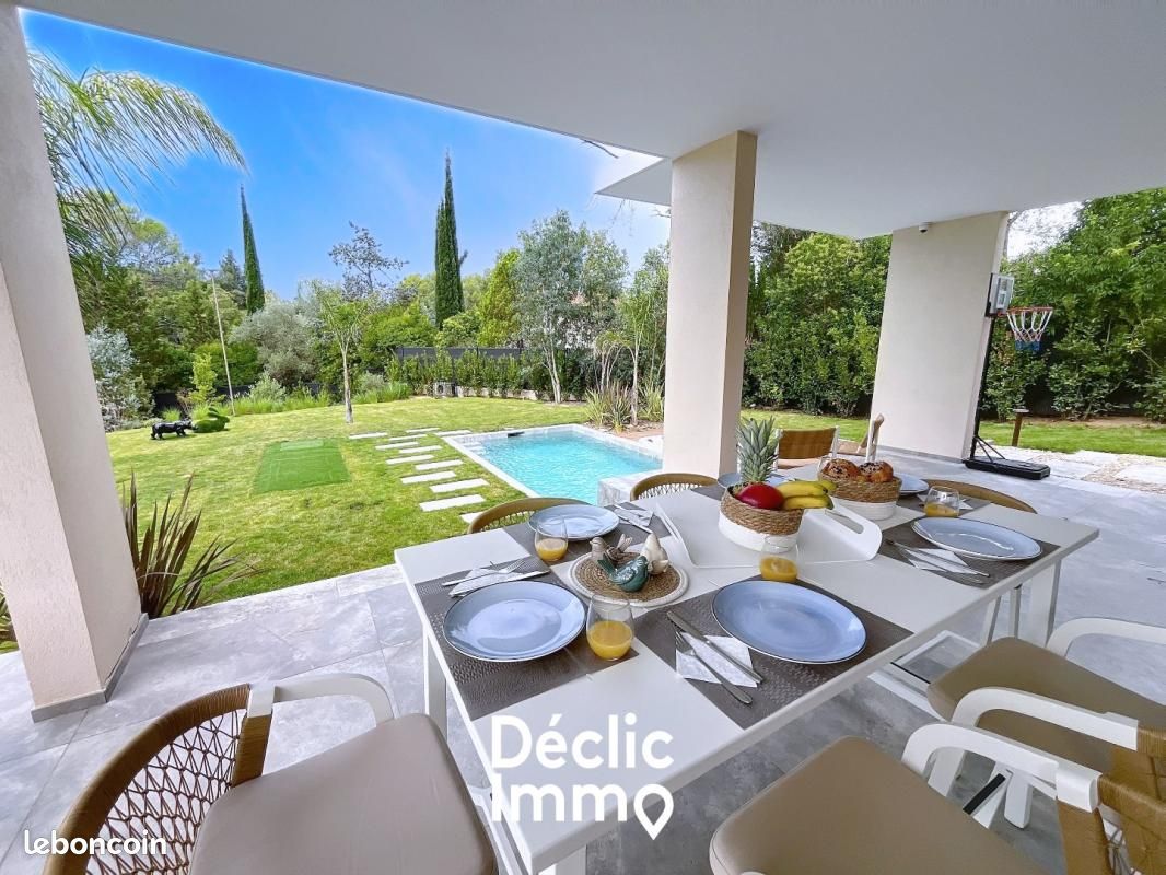 Maison 5 pièces 210 m² · à Valbonne · 210 m² · 2 100 000 €