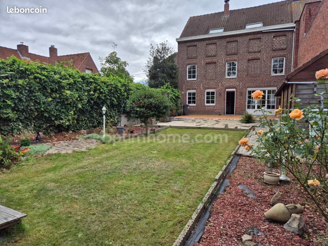 Maison 5 pièces 157 m² · à Bousbecque · 157 m² · 358 000 €