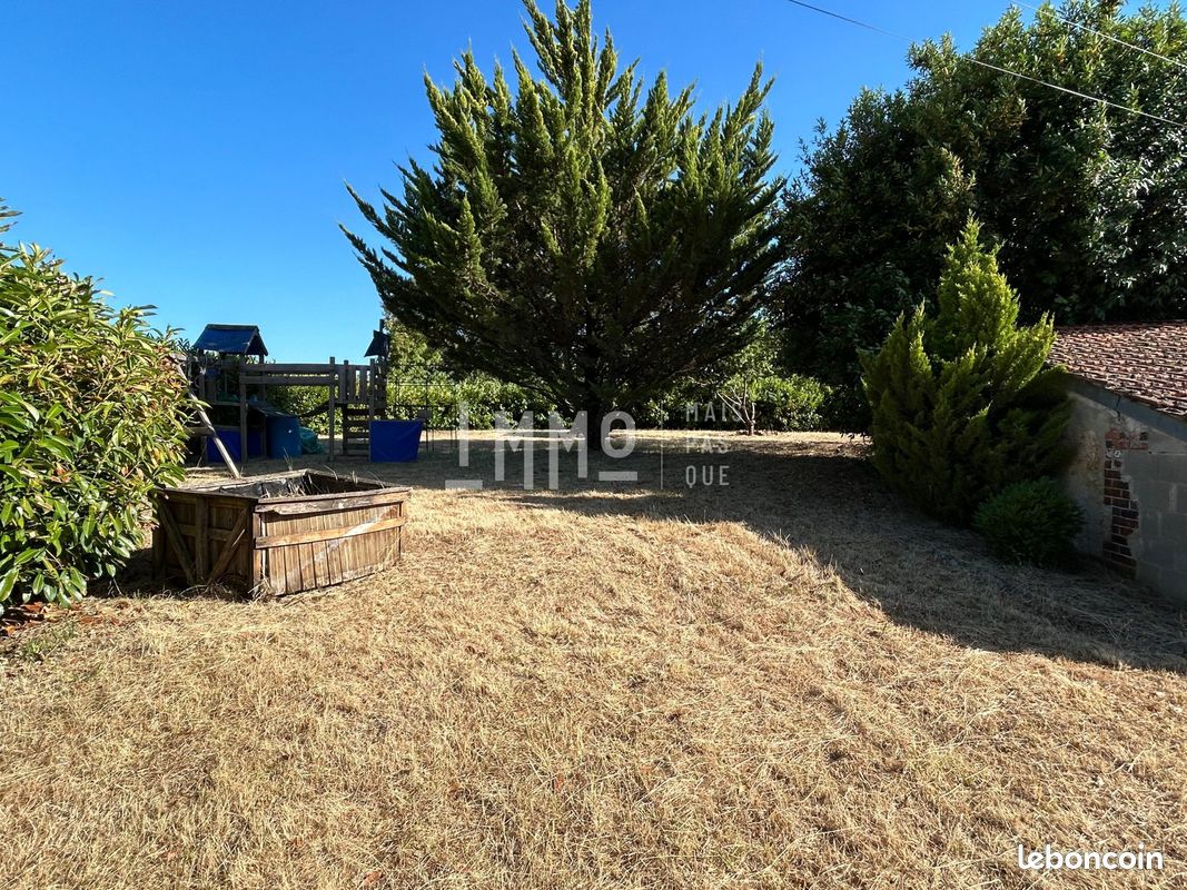 Maison 6 pièces 86 m² · à Beaumont-sur-Dême · 86 m² · 120 000 €