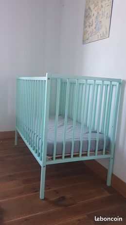 Vends lit à barreaux Combelle vert mint avec matelas en biocoton (image 3)