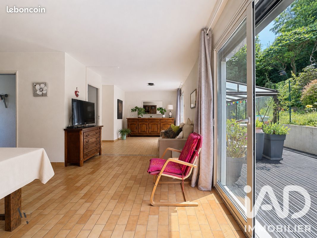 Maison 5 pièces 100 m² · à Beynes · 100 m² · 349 000 €