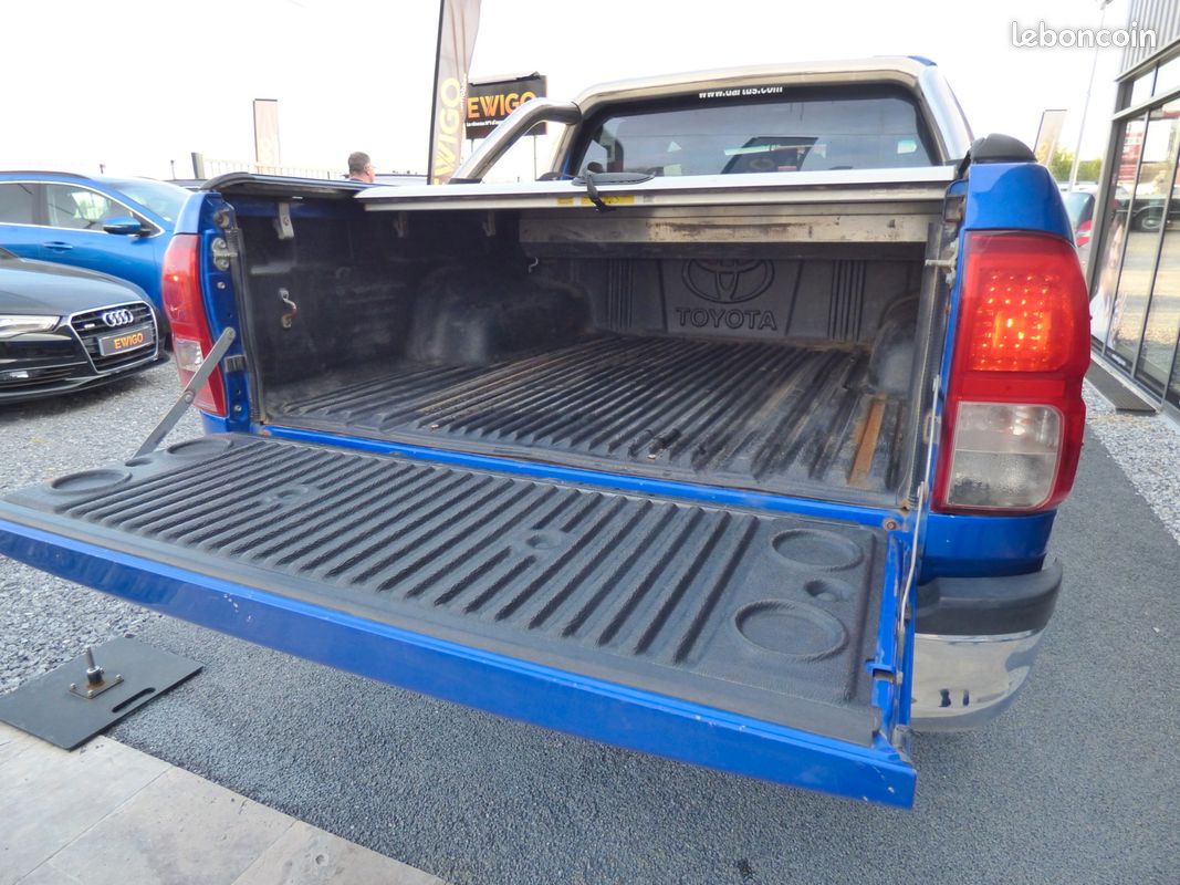 TOYOTA HILUX 4x4 DOUBLE Cabine 2.4 D4D 150 LEGENDE (image 27)