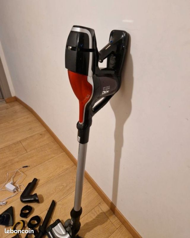 Aspirateur balai Rowenta Air Force All In One Électroménager