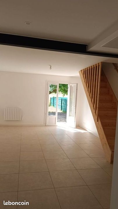 Maison 1 pièce 70 m² · à Galgon · 70 m² · 850 €/mois