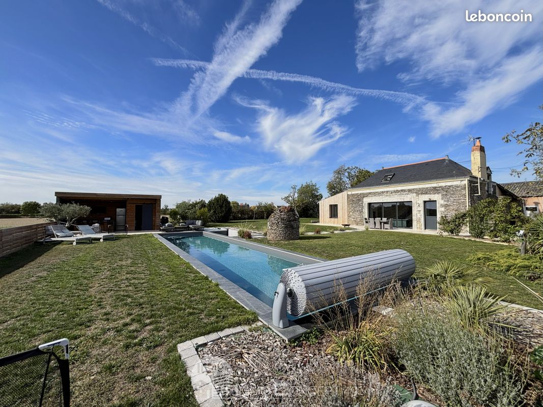 Maison 5 pièces 175 m² · à Les Garennes sur Loire · 175 m² · 499 000 €