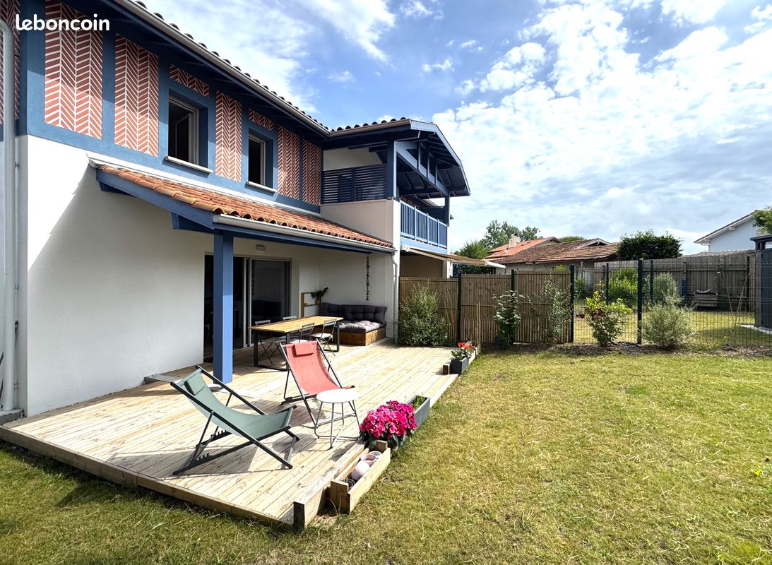 Maison 4 pièces 92 m² · à Tosse · 92 m² · 422 000 €