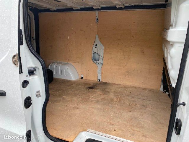 Renault Trafic III FG L2H1 2.0 DCI 120 CH GRAND CONFORT CARPLAY ANDROID AUTO (image 7)
