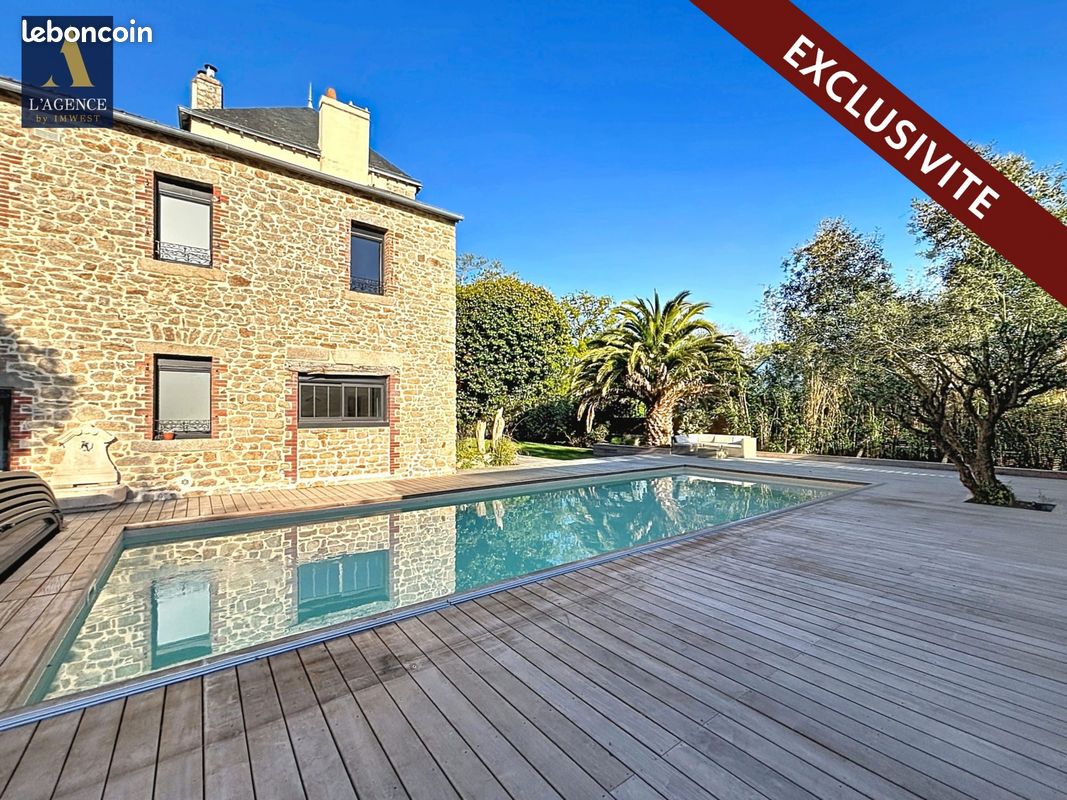 Maison 13 pièces 347 m² · à Ploemeur · 347 m² · 1 290 000 €