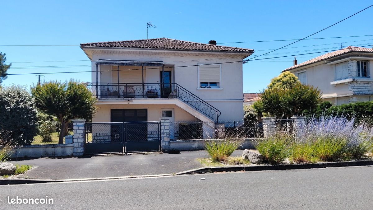 Maison 5 pièces 156 m² · à Pineuilh · 156 m² · 165 000 €