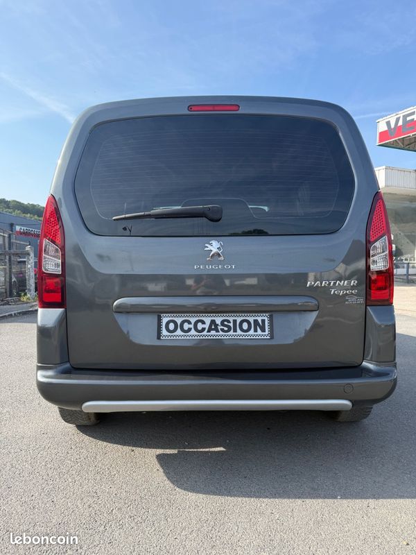 Peugeot Partner 1.6hdi 75 2eme main excellent etat (image 6)