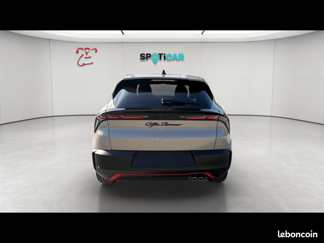 Alfa romeo Junior 1.2 Ibrida 136ch Speciale DCT6 (image 4)