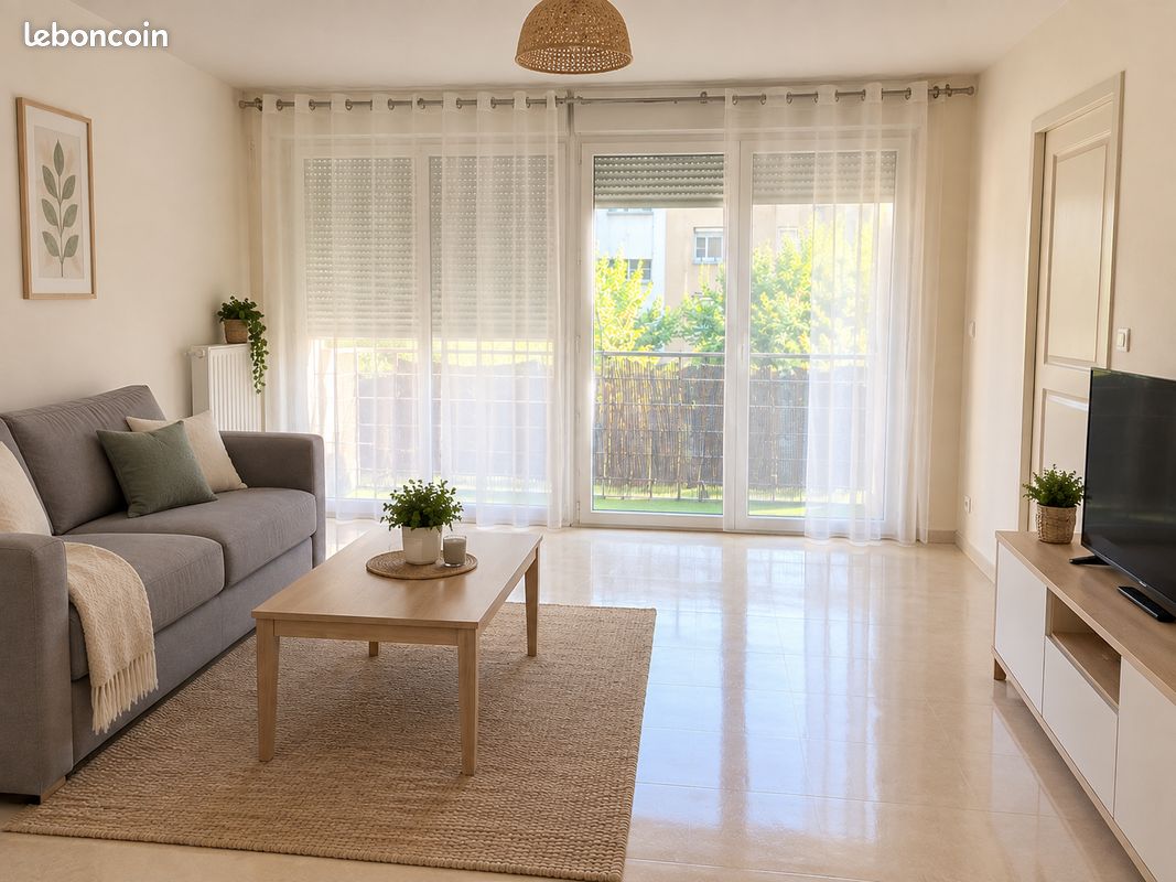 Appartement 4 pièces 89 m² · à Saint-Laurent-sur-Saône · 89 m² · 842 €/mois